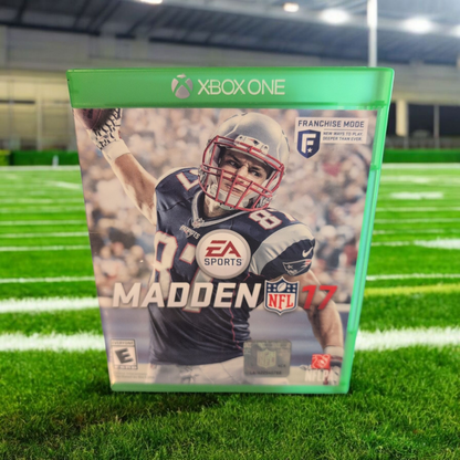 Madden NFL 17 - Perfect Disc - Xbox One - Rob Gronkowski - Microsoft - EA Sports